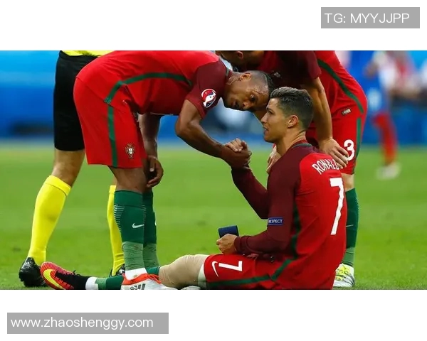 传奇足球鞋和球星的完美搭配这些球员曾穿过它们成就传奇 传奇足球鞋和球星的完美搭配这些球员曾穿过它们成就传奇